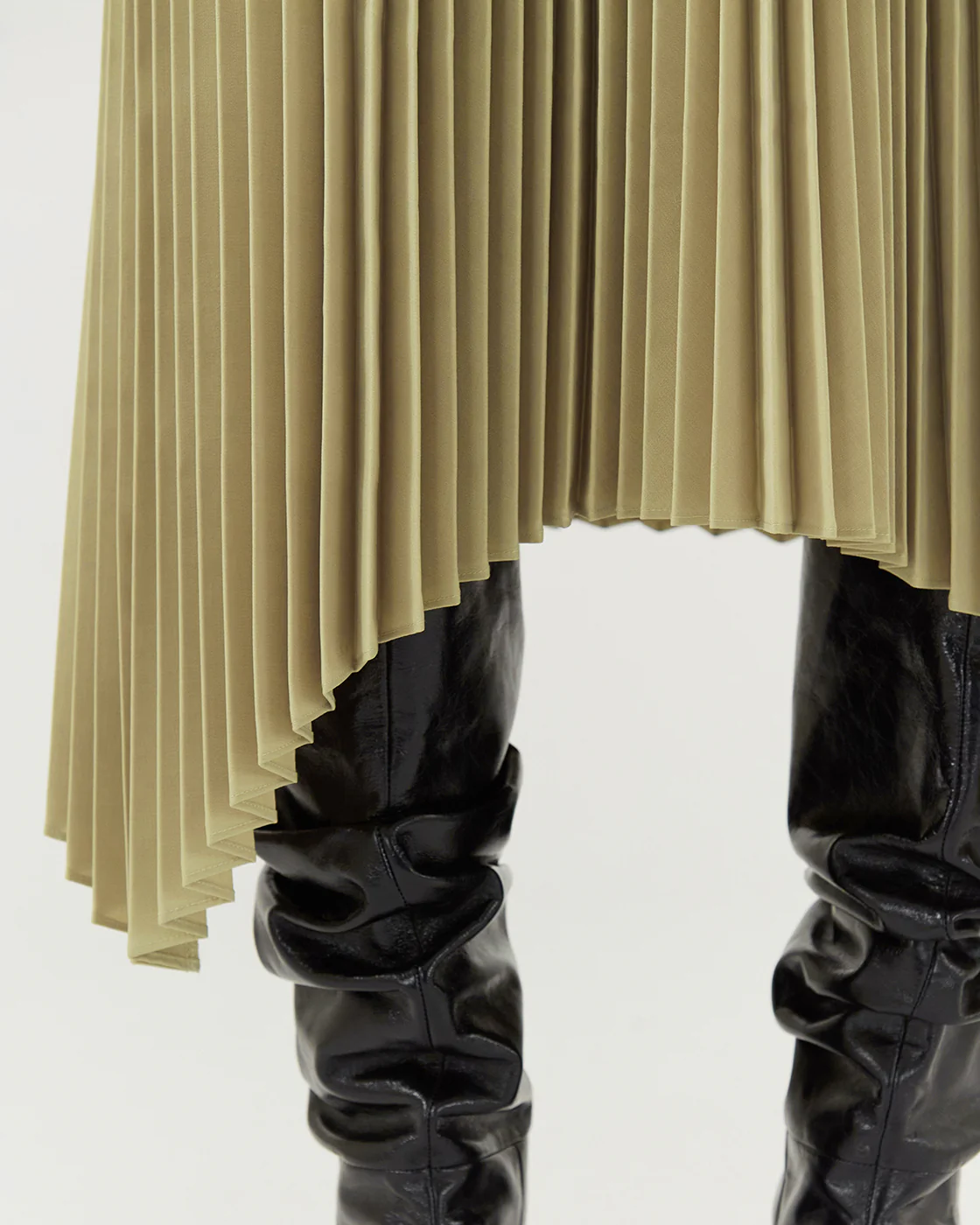 Dilan Skirt Tailored Suiting Sage - Image 2