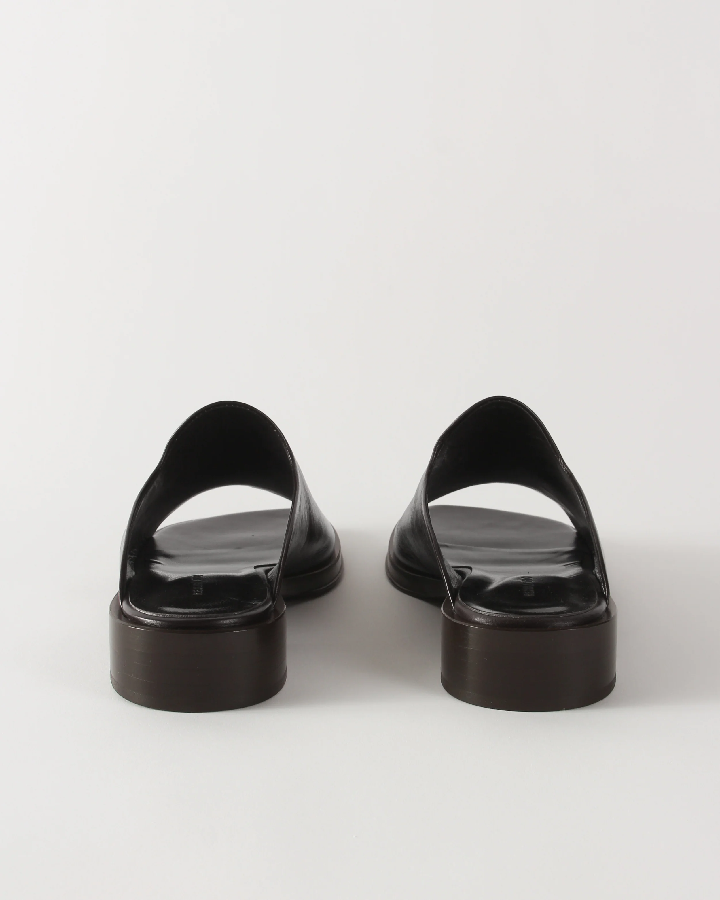 Flat Mule Leather Black - Image 3